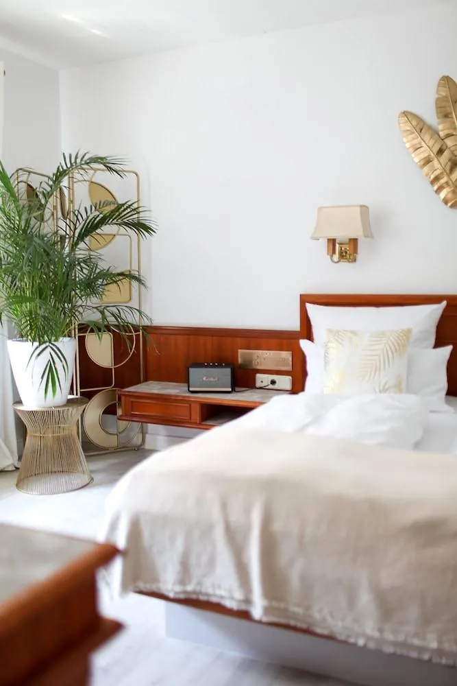 Boutique Hotel Krone Muenchen 3*, Mnichov